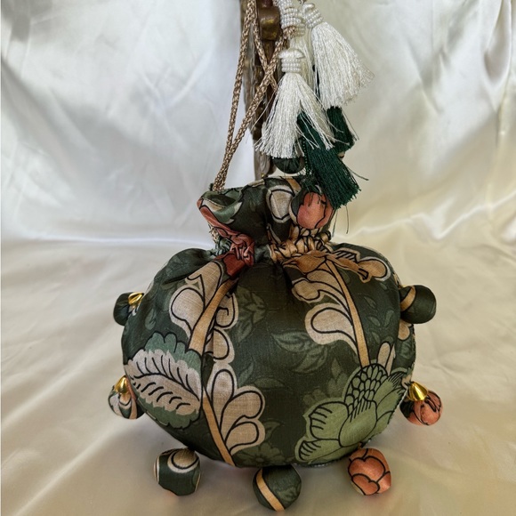 Ozel Bohemian, printed green tassel bag - Picture 2 of 12